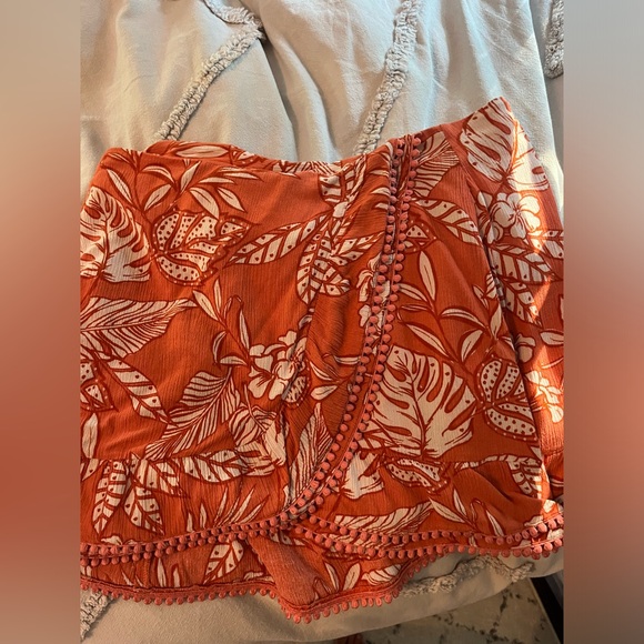 Mini Skirt - Picture 4 of 5